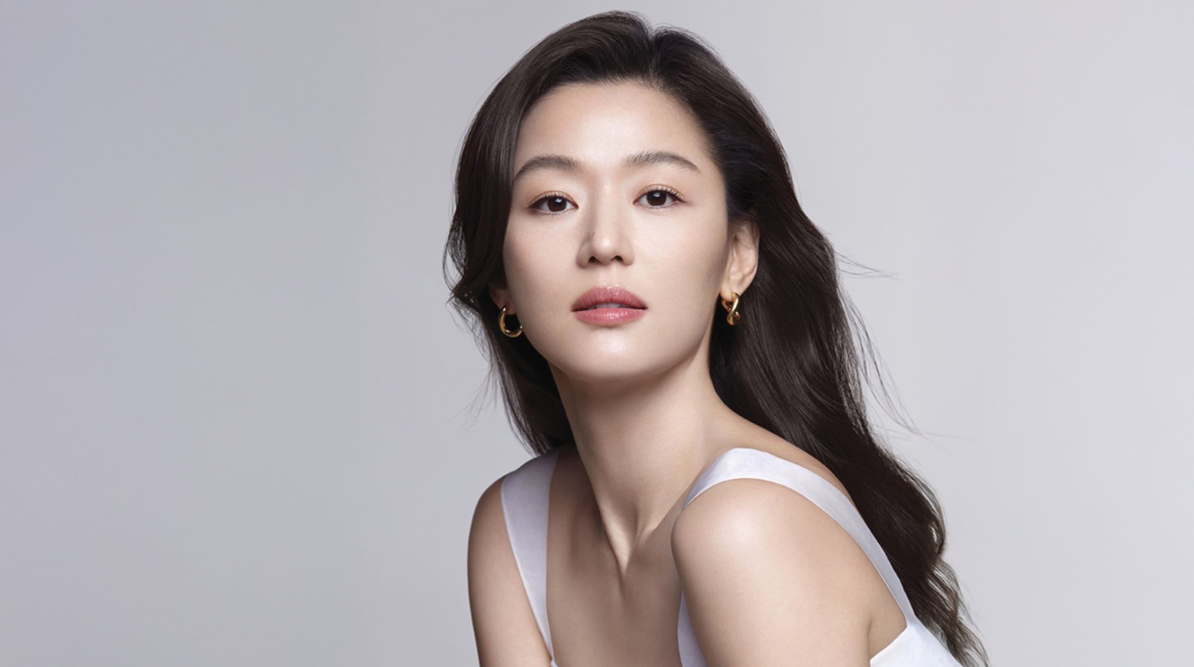 Jun Ji Hyun Shares Thoughts on Her Film Comeback